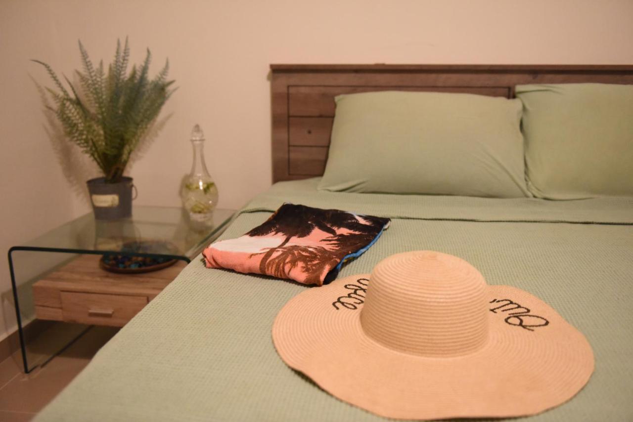 Palm Beach Home Agia Pelagia Екстериор снимка